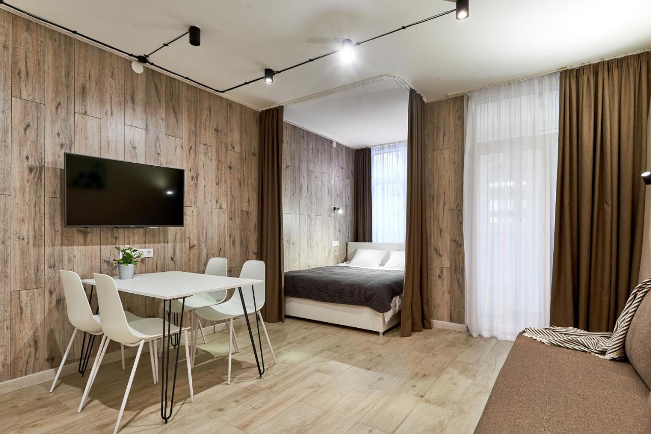 Затишна Квартира У Центрі Міста Elisium3 Kiev Esterno foto