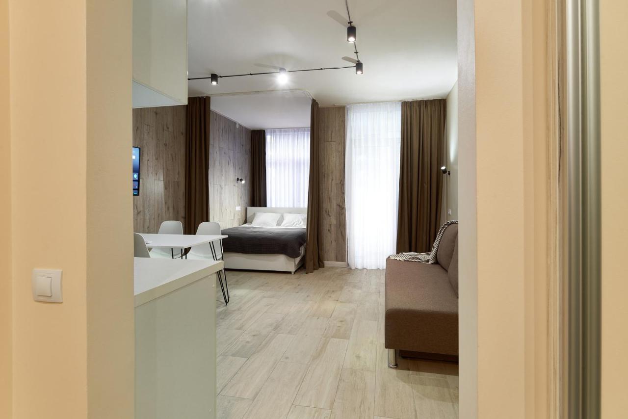 Затишна Квартира У Центрі Міста Elisium3 Kiev Esterno foto